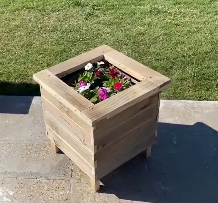 pallet projects garden planters flower boxes