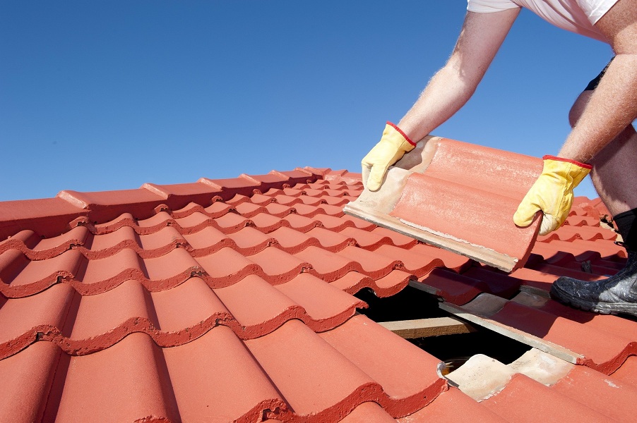 how-to-repair-a-roof-make-it-with-wood